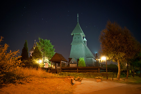 Kościół w Palowicach nocą, fot. Łukasz Malcharek