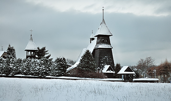 Kościół w Palowicach zimą, fot. Łukasz Malcharek
